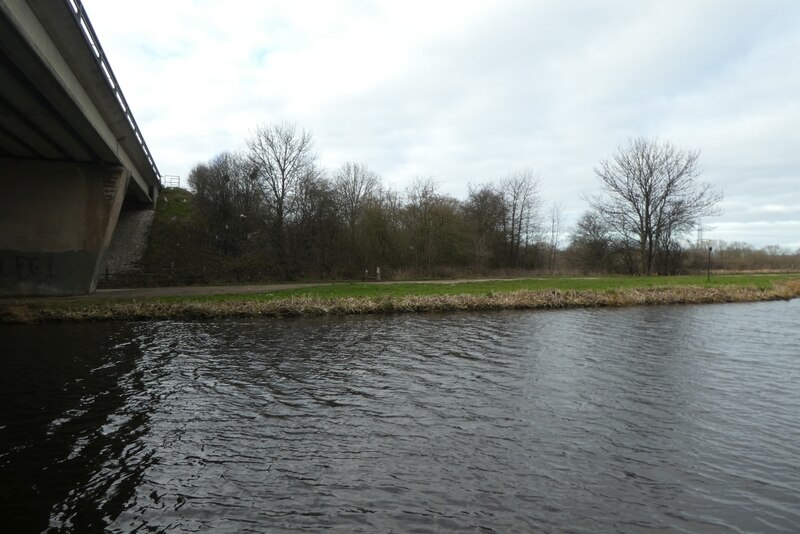 M62 Bridge Over The Canal DS Pugh Geograph Britain And Ireland