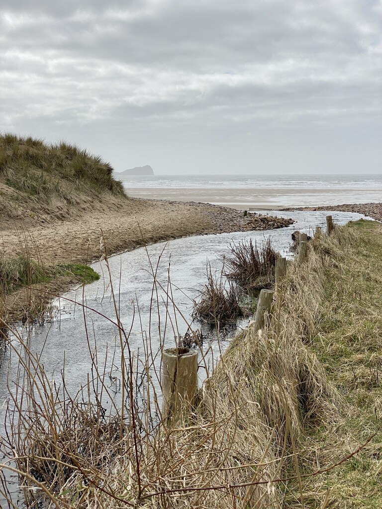 Diles Lake Rhossili Bay Alan Hughes Geograph Britain And Ireland