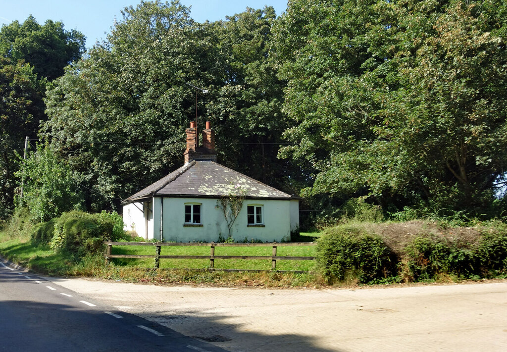 The Bungalow Whistlow Des Blenkinsopp Geograph Britain And Ireland