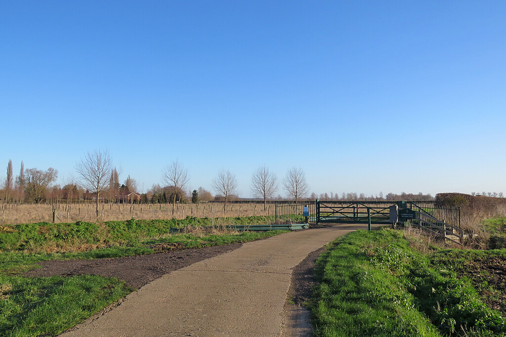 The End Of The Road At Queenholme Farm John Sutton Geograph