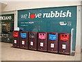 SU6352 : We love rubbish by ad acta