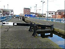 SJ9698 : Canal at Stalybridge by Gerald England