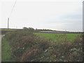 The road south to the A 4080 along the ridge