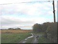 Minor road eastwards past Pentre-traeth