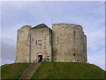 SE6051 : Cliffords  Tower by Martin Dawes