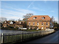 Cheveney Mill, Hunton