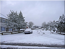 TQ2996 : Heavy Snowfall, London N14 by Christine Matthews
