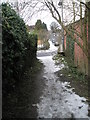 End of footpath from The Mount down onto Wodeland Avenue