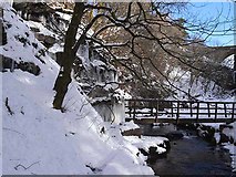 NY7540 : Footbridge over Ash Gill by Oliver Dixon
