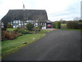 Thatched cottage west of Pershore