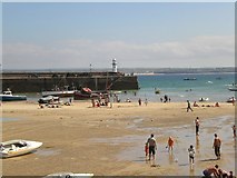 SW5240 : St Ives Harbour by Dave Beynon