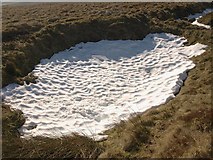 SX6767 : Snow field near Gibby Beam by Derek Harper