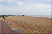 TQ8109 : Hastings Beach looking East by N Chadwick
