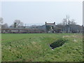 Cave  Common  Farm  from  field  path