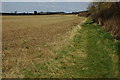 Footpath approaching Hunt Hall Farm