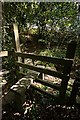 Stile and footbridge near Ingmanthorpe