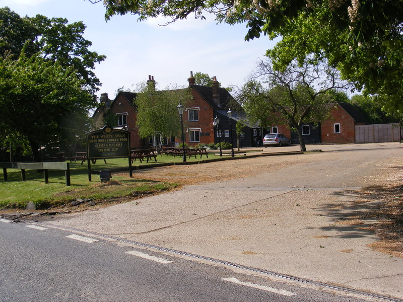 The White Swan Public House, Conington © Geographer :: Geograph Britain ...