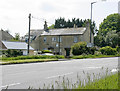 2009 : A row of cottages on the A4