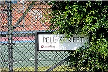 SU7172 : Pell Street by Graham Horn