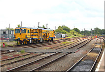 SP4640 : Track maintenance machine, Banbury station up side by Andy F