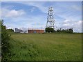 SX7751 : Communications mast,  Stanborough Hundred by Derek Harper