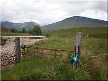 NH1913 : Electrification of Fence along River Doe by Sarah McGuire