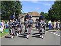 Pipe band arriving