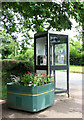 Telephone box by the junction of Station Road and Chapel Road