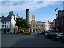SC2667 : Castletown Square by Richard Hoare