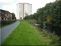 NS4871 : Forth and Clyde Canal, Dalmuir by Richard Webb
