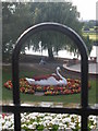 Stapenhill Gardens - The Swan