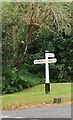 Road signpost, Park Corner