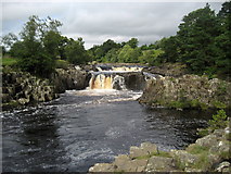 NY9027 : Low Force by Chris Heaton