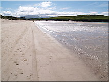 NC3969 : Balnakeil Beach at low tide by Clive Nicholson