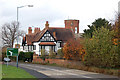 House and folly tower on Southam Road, Radford Semele