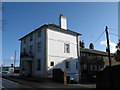 Royal Hotel, Tring Station