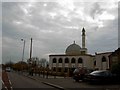 TQ1374 : Mosque on Wellington Road Hounslow by Steve  Fareham