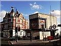 Southern entrance to Tooting Bec Underground Station