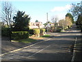 Approaching the crossroads of South Road, Downwood Way and Hawthorn Road