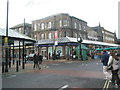 Approaching the crossroads of Leigh Road and Market Street