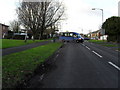 Minibus turning onto Oakmount Road