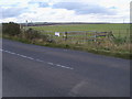 Footpath to Folly Farm Lane