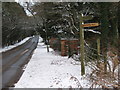 SO9875 : Fingerpost, Brown's Way Footpath, Monument Lane by Roy Hughes