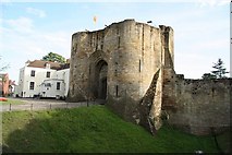 TQ5846 : Tonbridge Castle gatehouse by Richard Croft