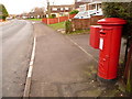 SZ0293 : Oakdale: postbox № BH15 58, Dale Valley Road by Chris Downer