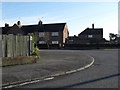 Bend leading to a spur in Queens Close