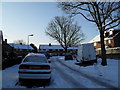 Approaching a bend in Bransgore Avenue