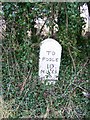 Milestone near Spetisbury