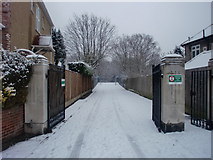 TQ2995 : Entrance to Oakwood Park, Lakenheath, London N14 by Christine Matthews