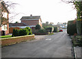 Farmans Close approaching New Road